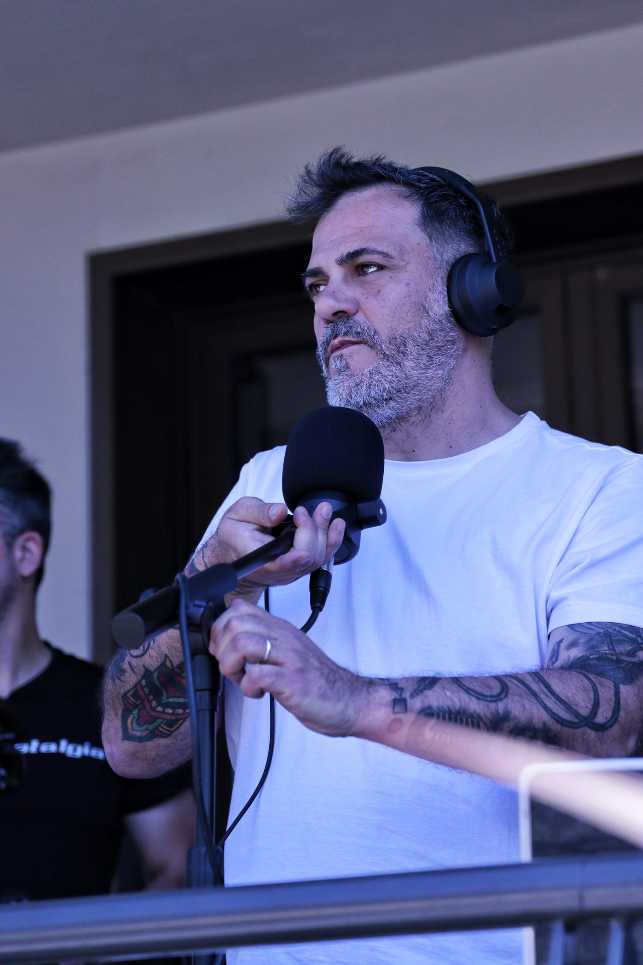 Il microfono in esterna, durante una diretta